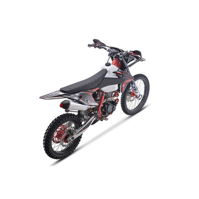 Motocross tout-terrain Vélo de terre 250cc 300cc 4 temps moto pour les coureurs avancés