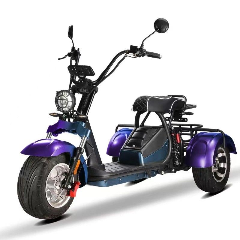 2000W CEE 60V 20AH Citycoco Scooter électrique Larges pneus et couleurs personnalisées